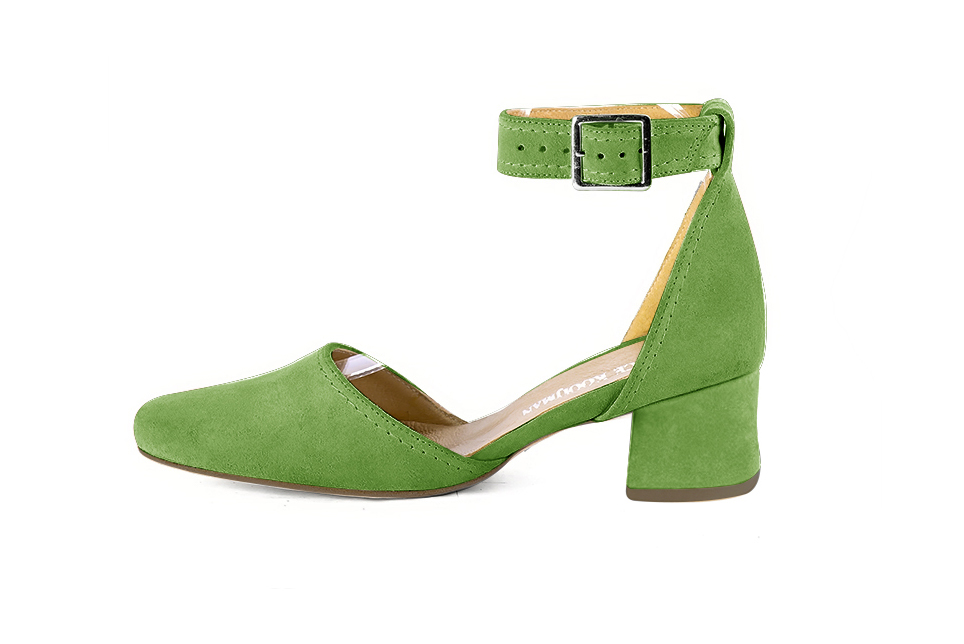 Grass green open side elegant shoes, with a strap around the ankle. Round toe. Low flare heels. - Florence KOOIJMAN